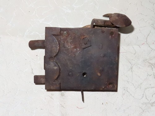 Serrure ancienne porte - ancienne,